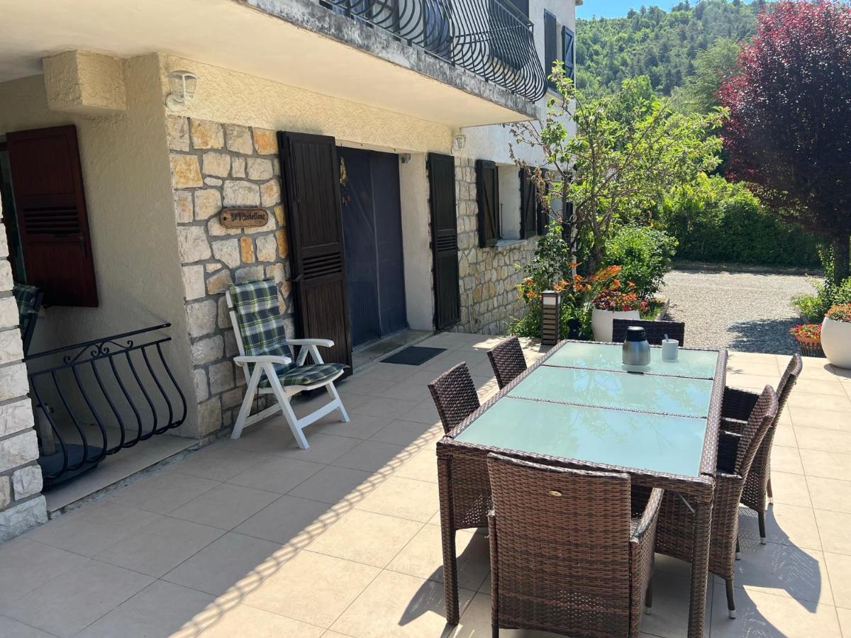 Bnb Castellane Chambre D'Hotes B&B Exteriér fotografie