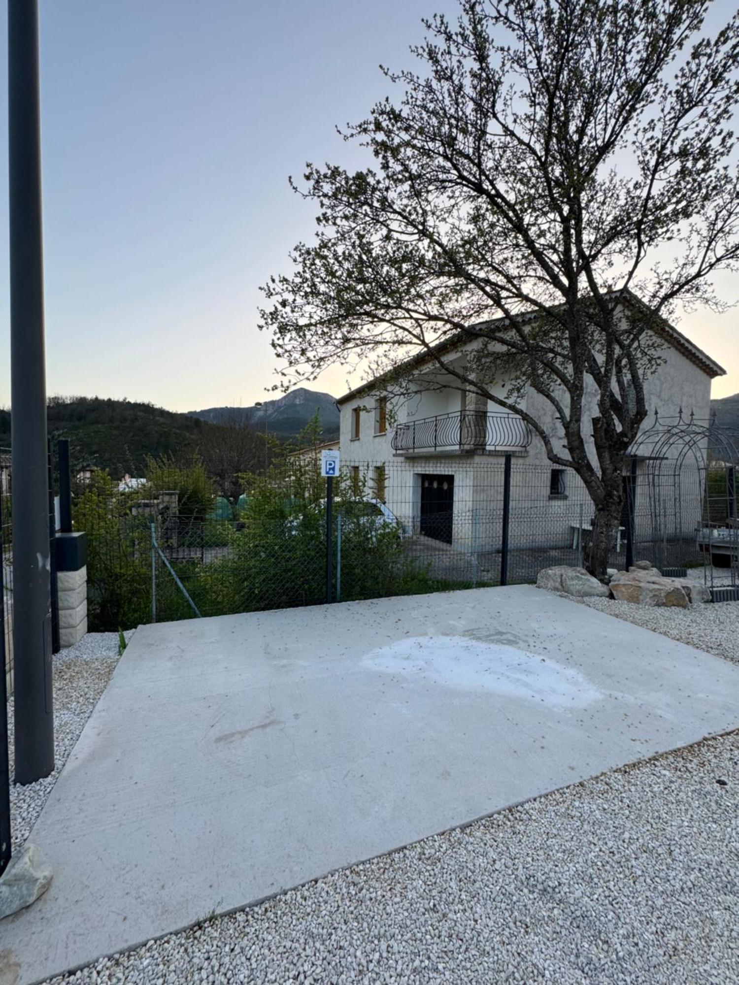 Bnb Castellane Chambre D'Hotes B&B Exteriér fotografie
