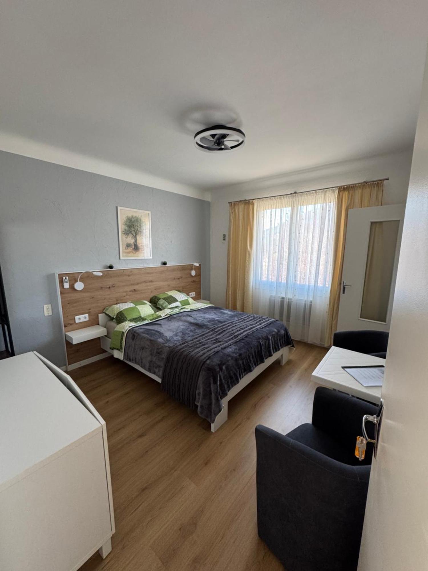 Bnb Castellane Chambre D'Hotes B&B Exteriér fotografie